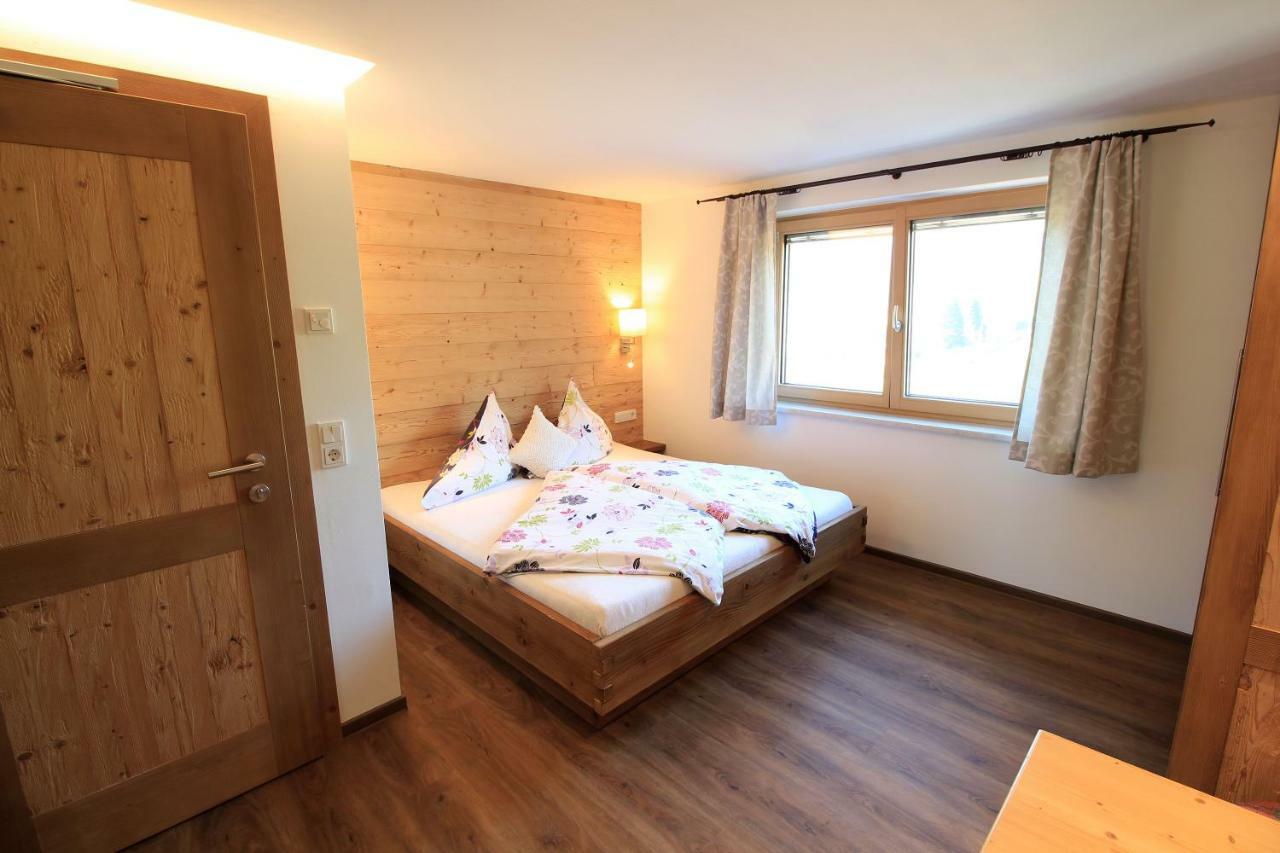 Pension Tannenhof Leogang Rum bild