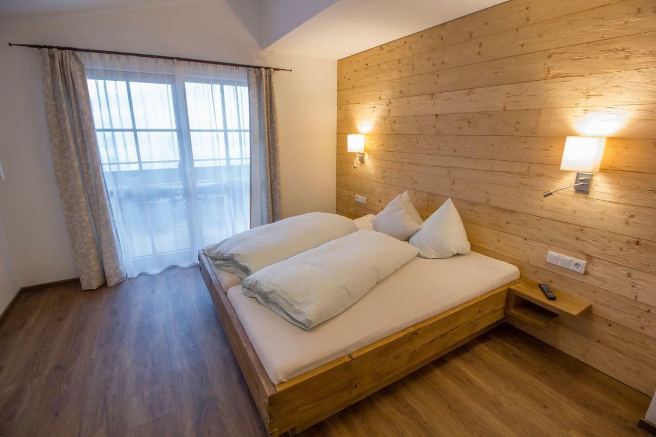 Pension Tannenhof Leogang Exteriör bild