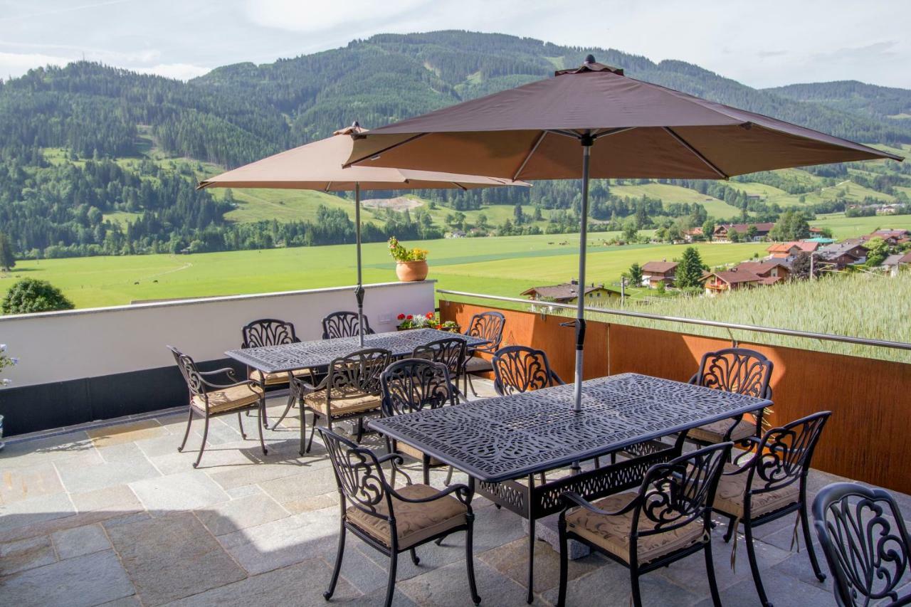 Pension Tannenhof Leogang Exteriör bild