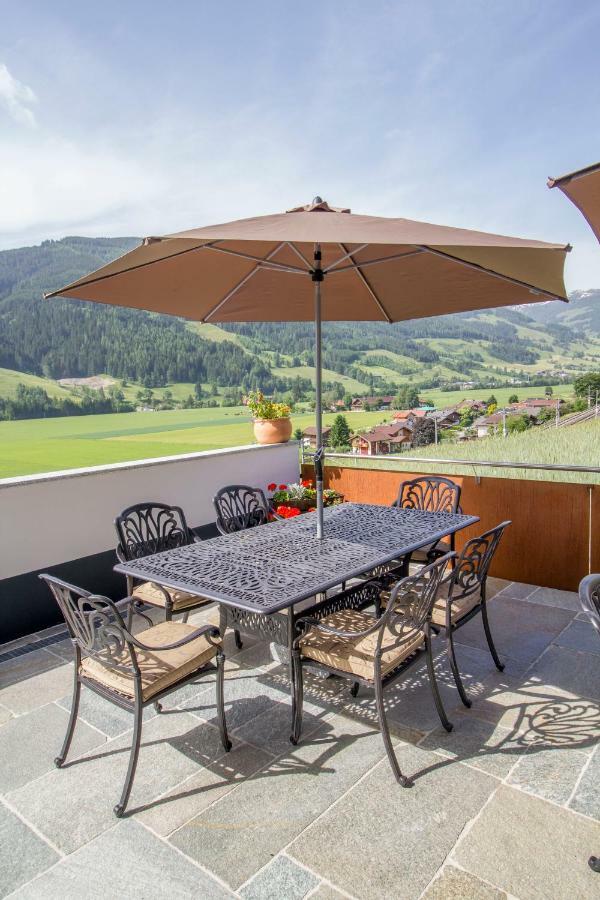 Pension Tannenhof Leogang Exteriör bild